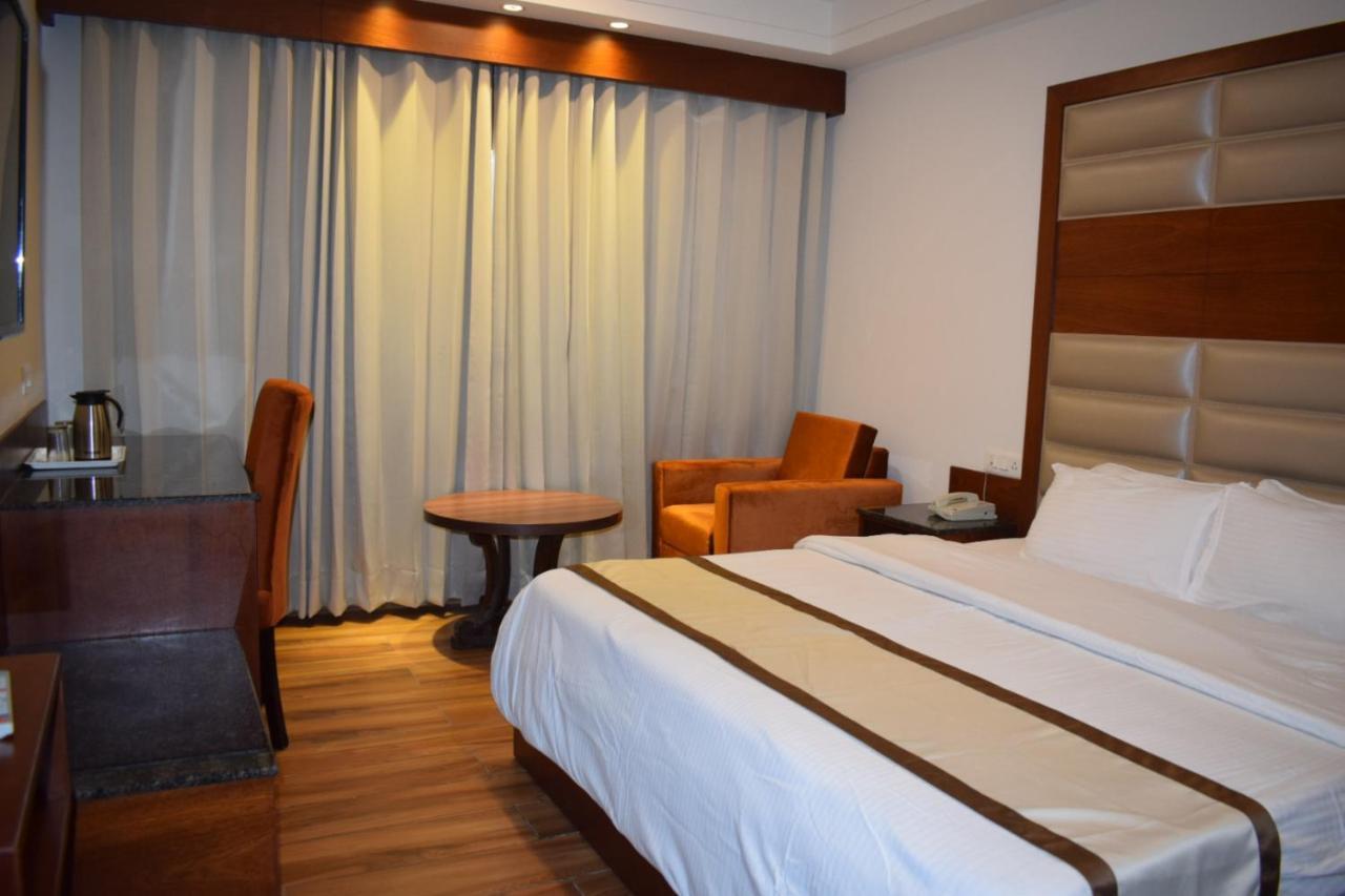 Hotel Ambica Katra Katra  Ngoại thất bức ảnh