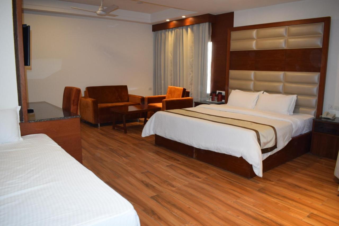 Hotel Ambica Katra Katra  Ngoại thất bức ảnh