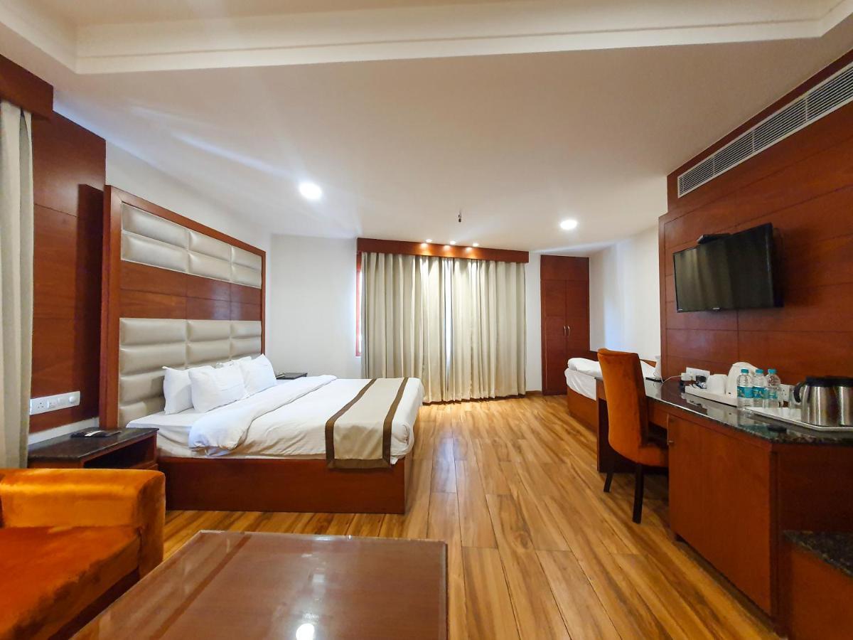Hotel Ambica Katra Katra  Ngoại thất bức ảnh
