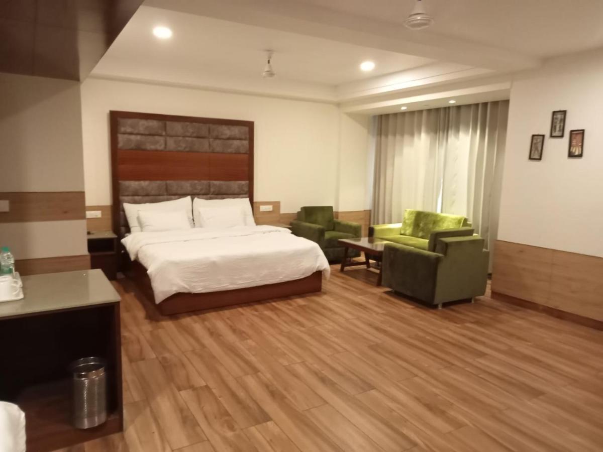 Hotel Ambica Katra Katra  Ngoại thất bức ảnh