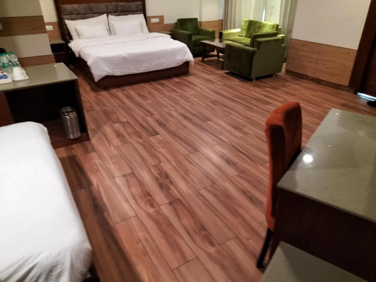 Hotel Ambica Katra Katra  Ngoại thất bức ảnh