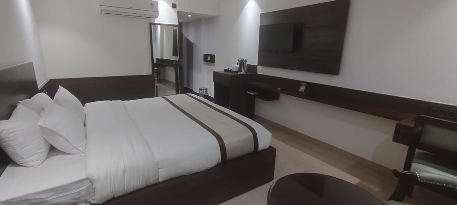 Hotel Ambica Katra Katra  Ngoại thất bức ảnh