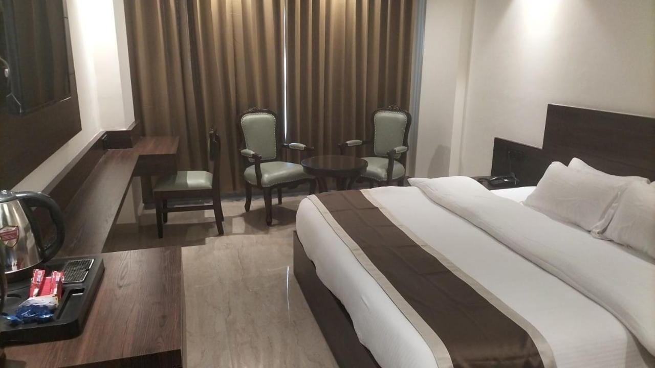 Hotel Ambica Katra Katra  Ngoại thất bức ảnh