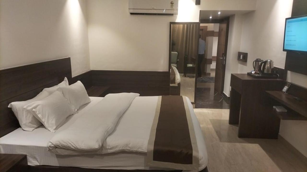Hotel Ambica Katra Katra  Ngoại thất bức ảnh