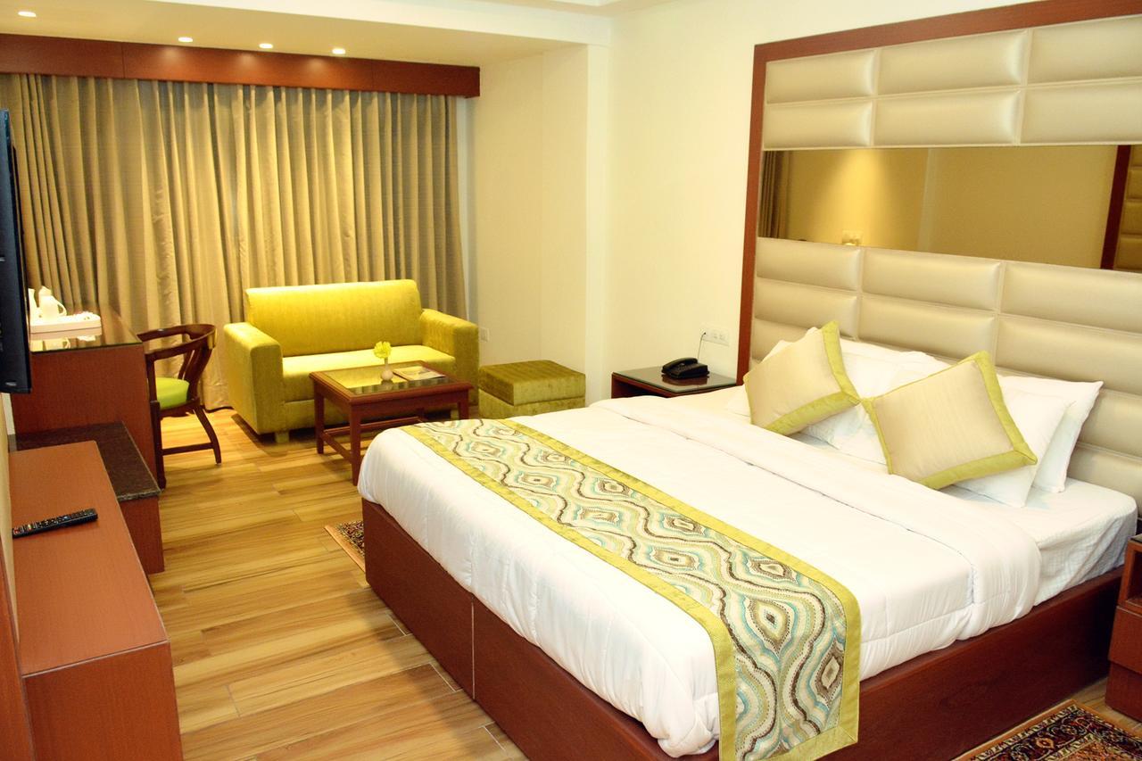 Hotel Ambica Katra Katra  Ngoại thất bức ảnh